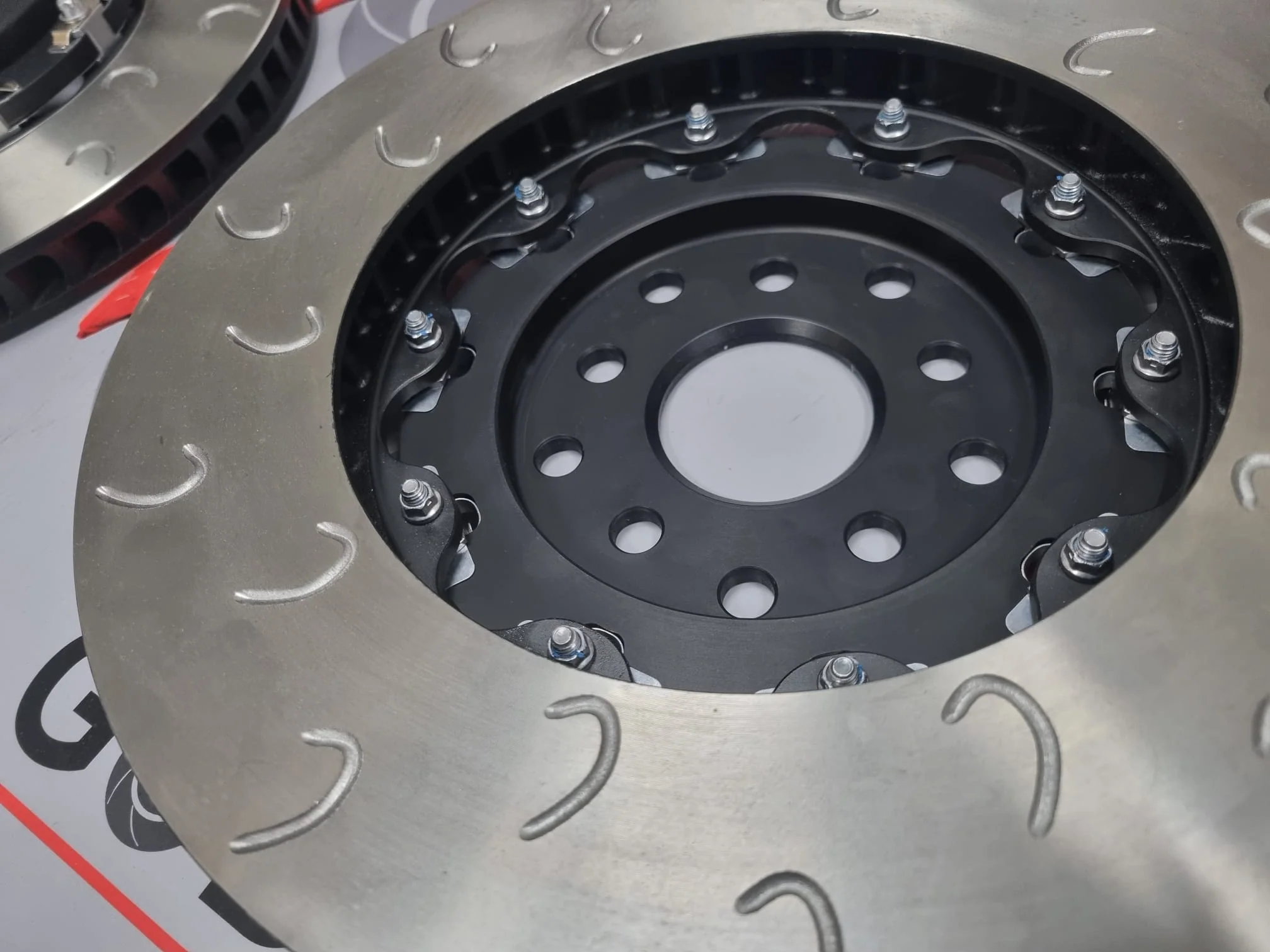 326mm STI Front 2 Piece  Discs and Bells - Image 3