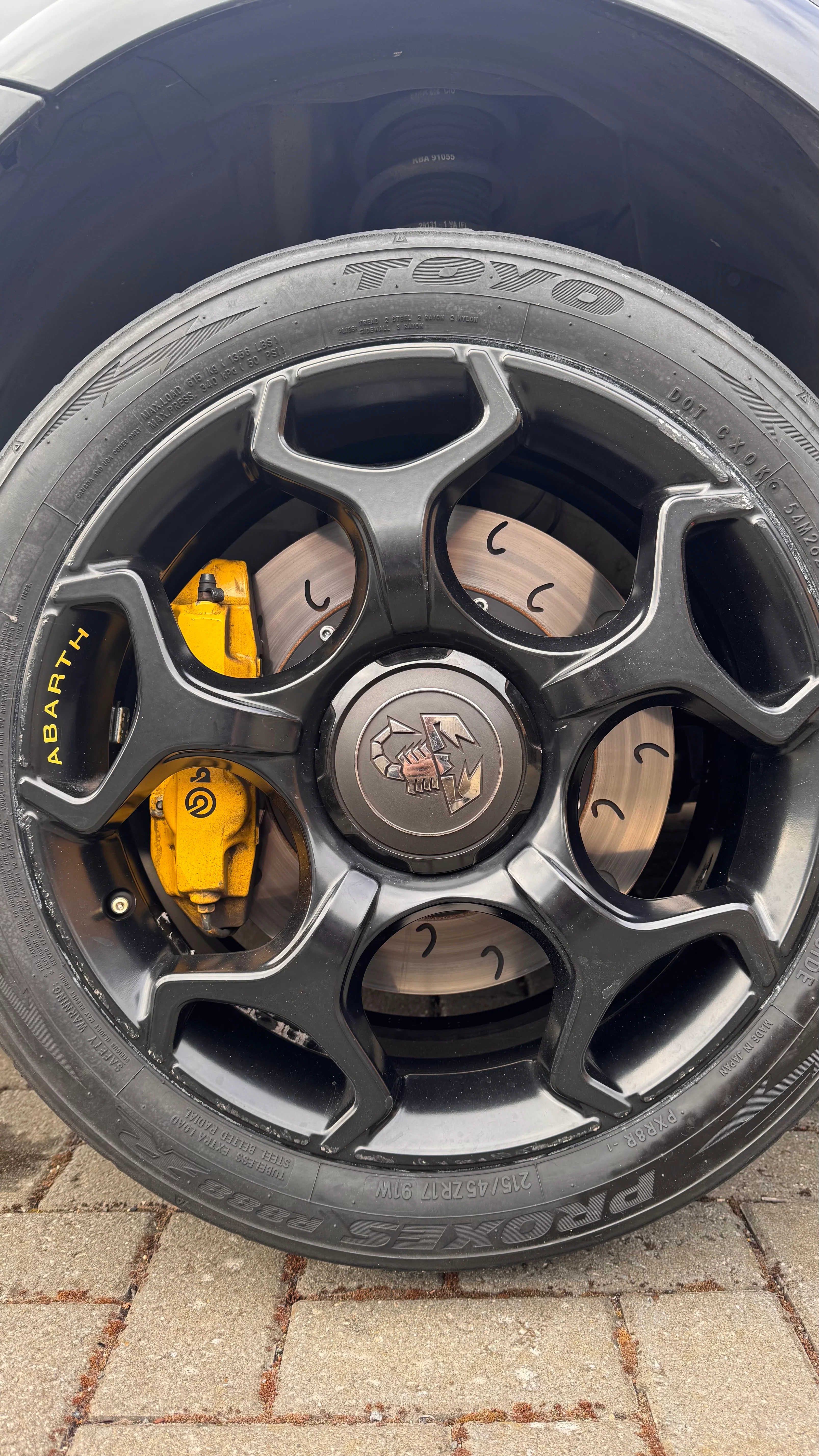 Abarth Punto 330mm Disc and Bell Conversion - Image 10