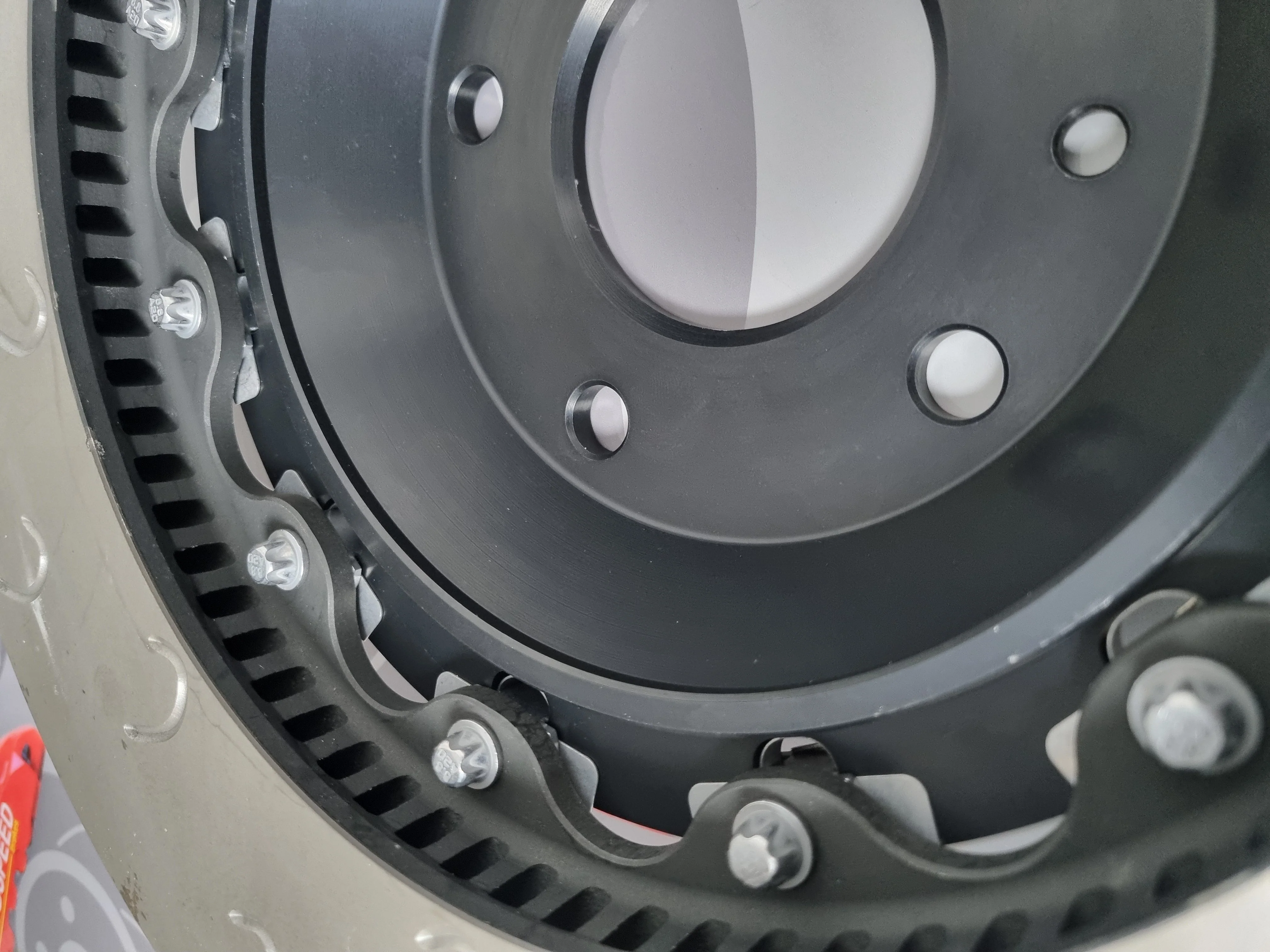 Megane 3 RS 356mm 2 piece floating discs and bells - Image 6