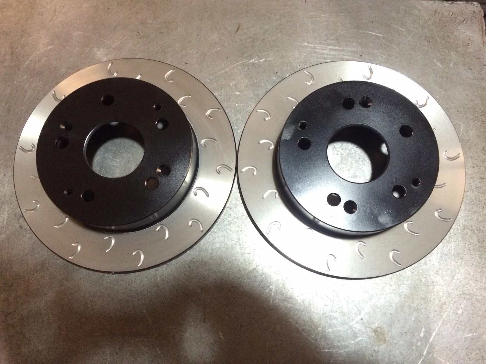 RCZ-R Rear G Hook Discs