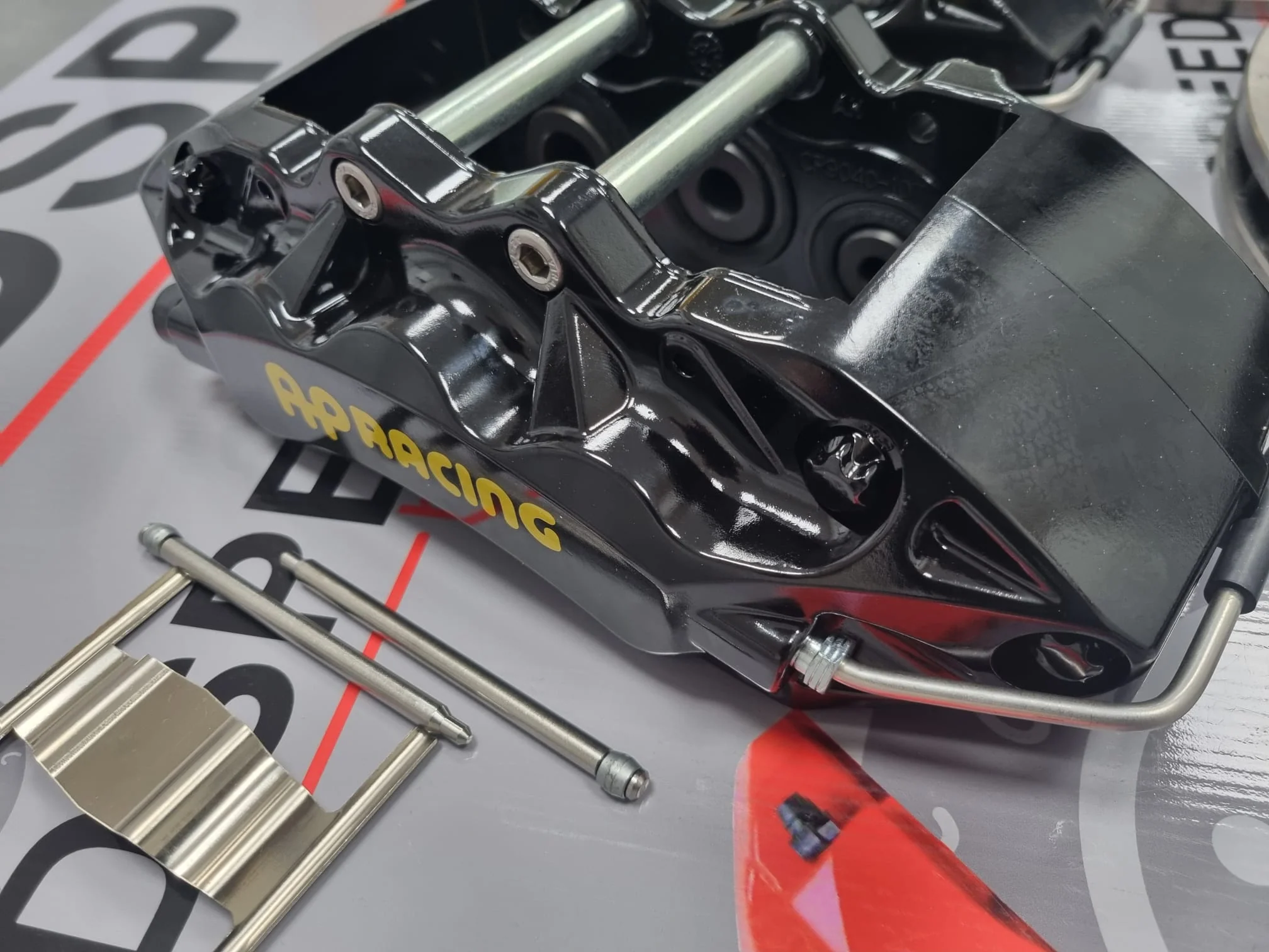 Subaru BRZ Front 330mm 6 Pot Kit - Image 4